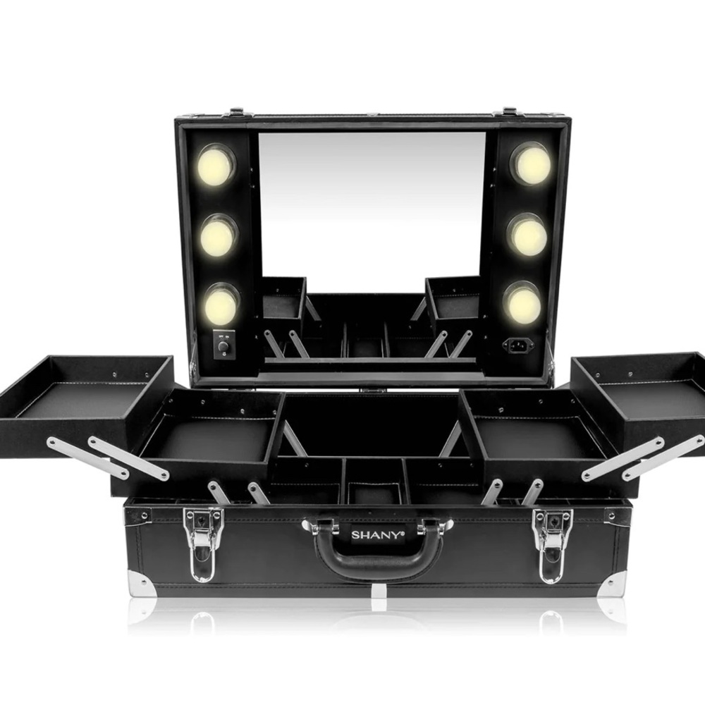 SHANY STUDIO TO GO TABLETOP MAKEUP STATION